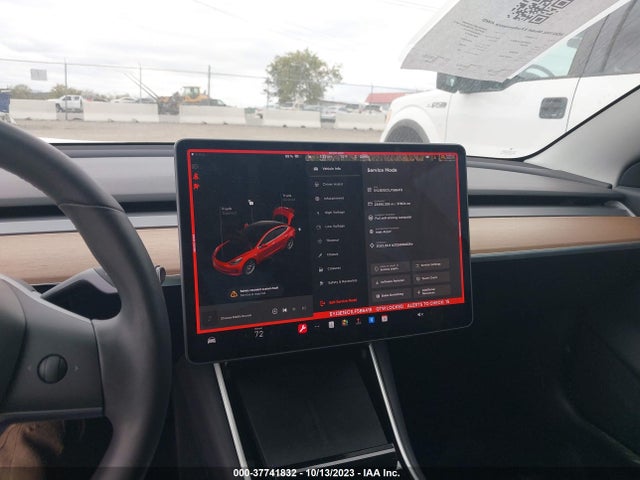 Tesla Model 3 Performance 2020 5YJ3E1EC1LF586415 Image 17