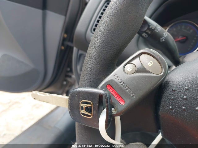 Aukcja sprzedaży 2004 Honda Civic Lx, vin: 2HGES16584H509569, numer aukcji: 37741852