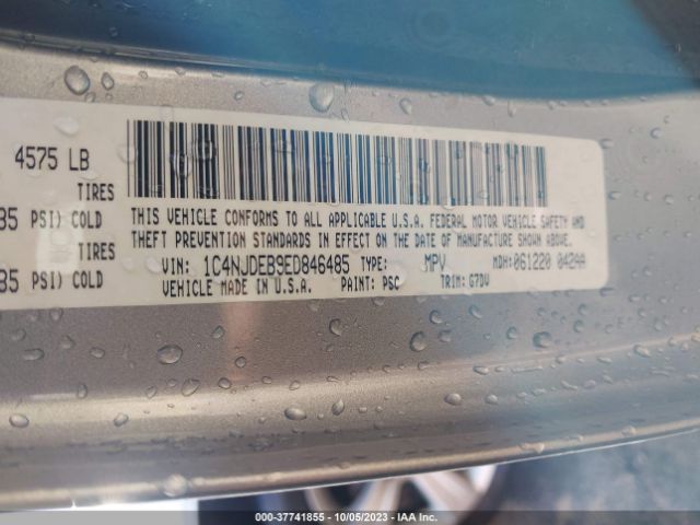 1C4NJDEB9ED846485 Jeep Compass Latitude