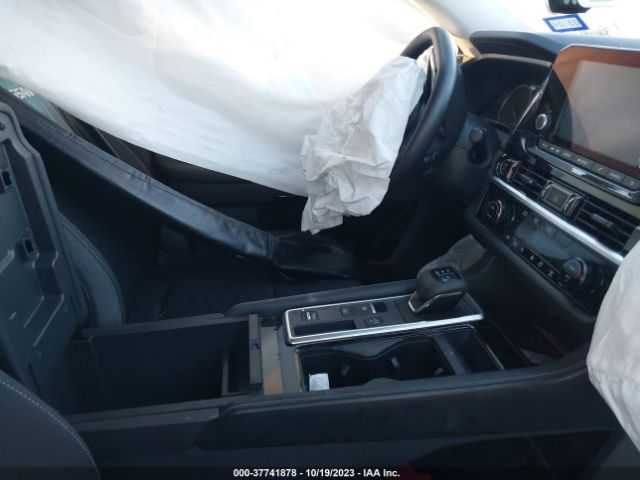 5N1DR3AA8NC242374 Nissan Pathfinder S 2wd