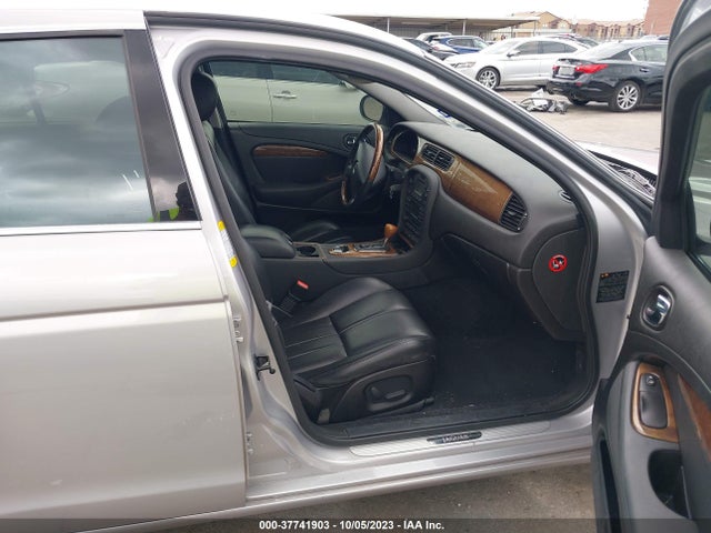 2003 JAGUAR S-TYPE SAJEA01T13FM82718 Photo 4