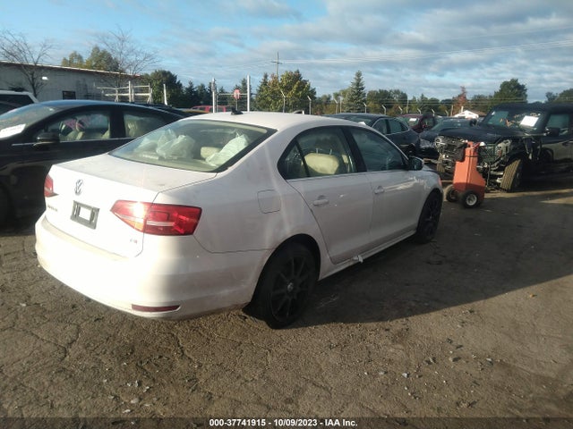 3VWD07AJ3FM422588 Volkswagen Jetta Sedan 1.8t Se W/connectivity