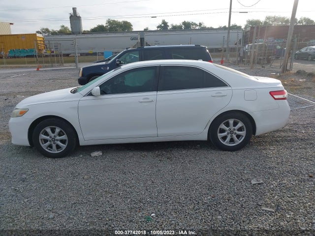 2011 TOYOTA CAMRY LE VIN: 4T1BF3EK4BU653022