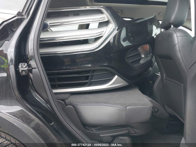 2018 FORD ESCAPE SEL VIN: 1FMCU0HD6JUD28392