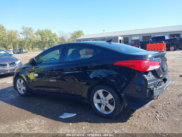 2013 HYUNDAI ELANTRA GLS VIN: 5NPDH4AE5DH438582