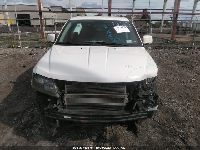 Dodge Journey Crossroad 2018 3C4PDCGG9JT157005 Image 12