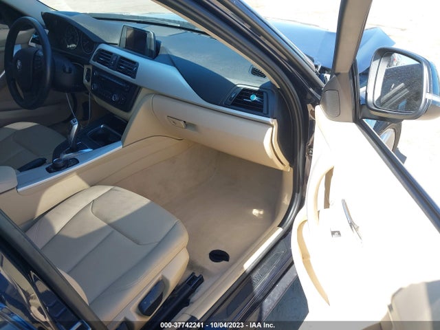 BMW 3 Series 320i 2014 WBA3B1C53EP680511 Image 5