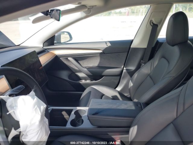 2022 TESLA MODEL 3 5YJ3E1EB4NF265589 Photo 4