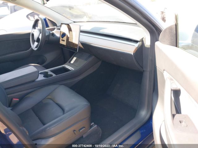7SAYGDEF7NF491665 Tesla Model Y Performance