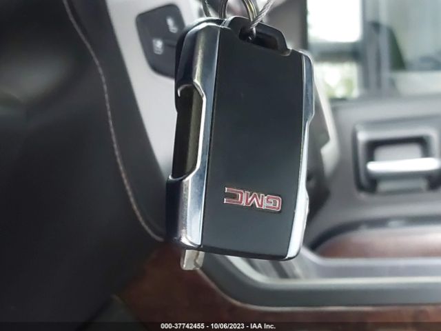 1GT12TE80GF182417 GMC Sierra 2500hd Slt