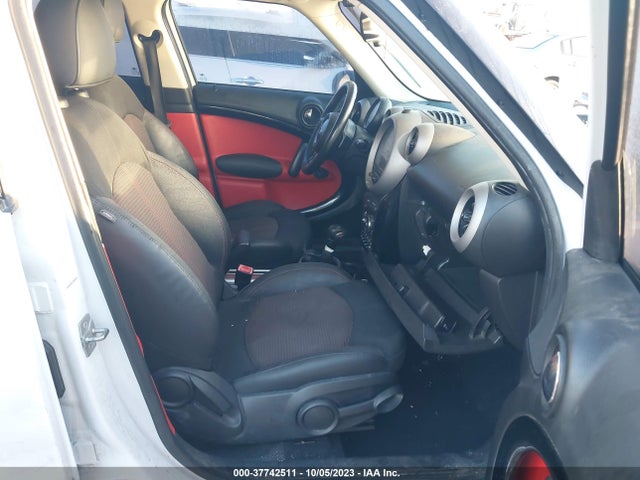2012 MINI COOPER COUNTRYMAN WMWZC5C57CWL60772 Photo 4
