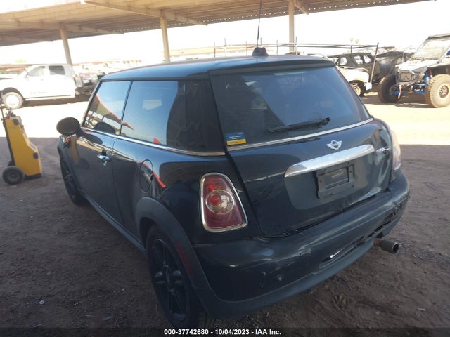 2013 MINI HARDTOP WMWSU3C55DT548048 Photo 2