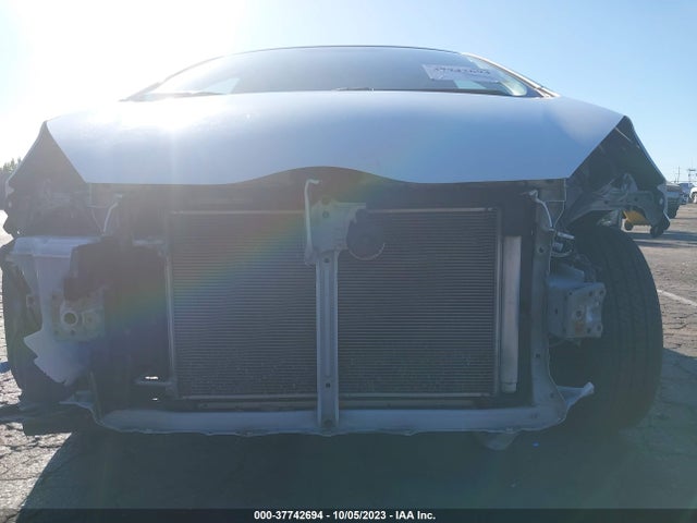 Toyota Prius C One/three/two/four 2014 JTDKDTB30E1561189 Image 13