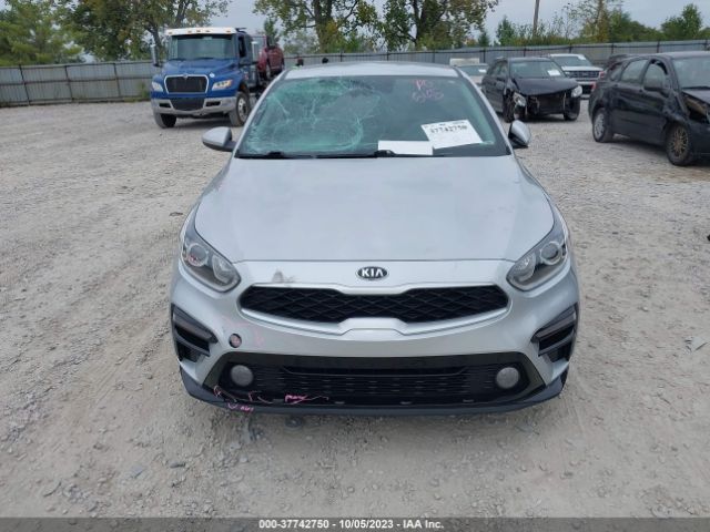 3KPF24AD2ME372496 KIA Forte Lxs