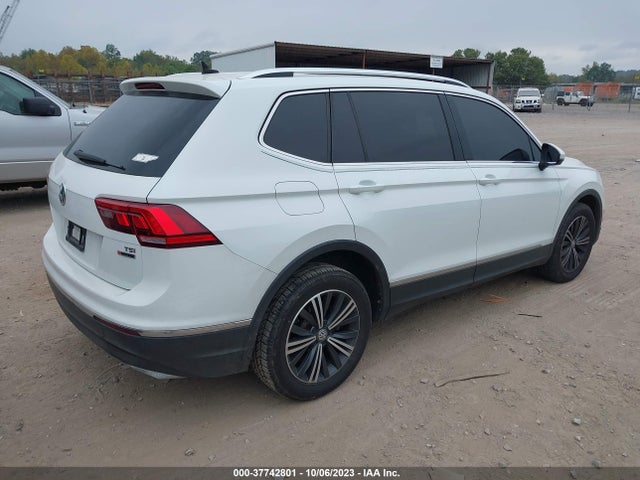 3VV2B7AX4JM036507 Volkswagen Tiguan Sel/se