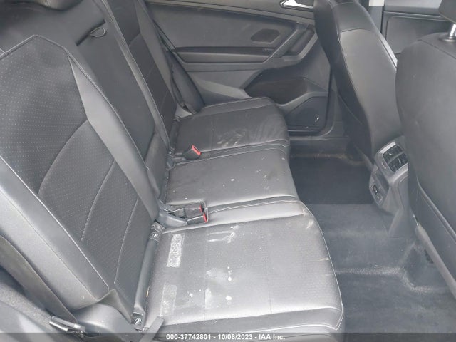 3VV2B7AX4JM036507 Volkswagen Tiguan Sel/se