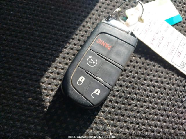 3C4NJDDB8LT255797 Jeep Compass Trailhawk