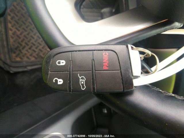 1C4RDJAG3KC651198 Dodge Durango Sxt Plus