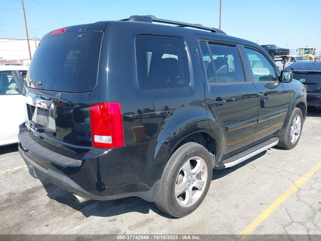 2014 HONDA PILOT EX-L VIN: 5FNYF3H55EB028226