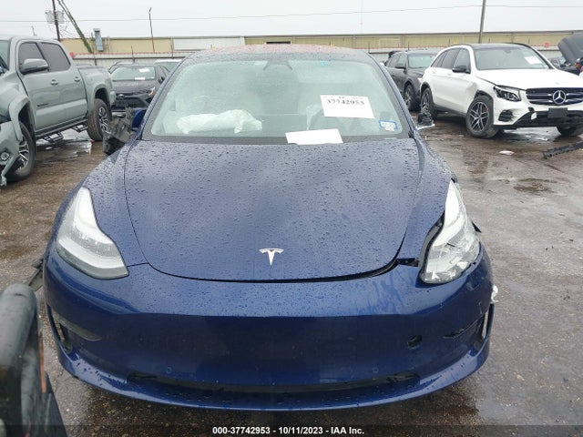 Tesla Model 3 Long Range 2018 5YJ3E1EB7JF074193 Image 10