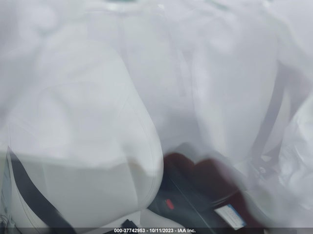 Tesla Model 3 Long Range 2018 5YJ3E1EB7JF074193 Image 5
