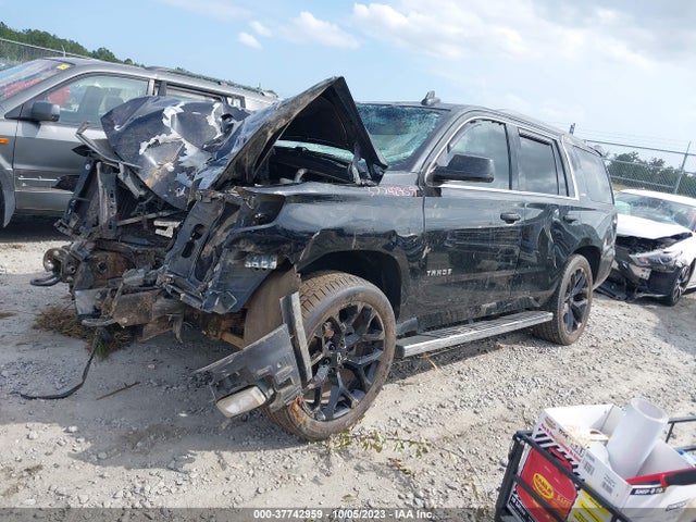 Chevrolet Tahoe Lt 2015 1GNSKBKC4FR625583 Image 2