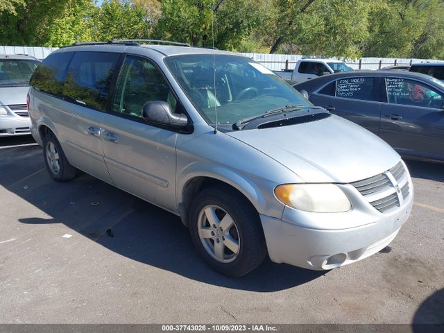 2005 DODGE GRAND CARAVAN SXT VIN: 2D8GP44L35R452108