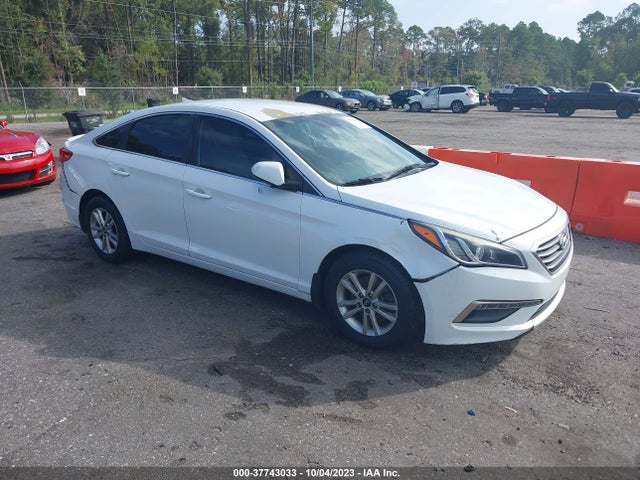 2015 HYUNDAI SONATA 2.4L SE VIN: 5NPE24AF4FH074690