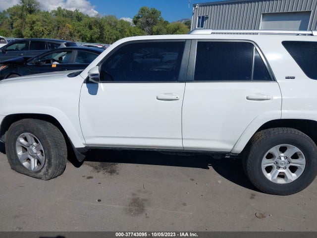 Toyota 4runner Limited 2017 JTEBU5JR9H5439442 Image 14