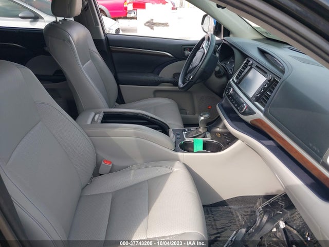 5TDDKRFHXFS085769 Toyota Highlander Limited V6