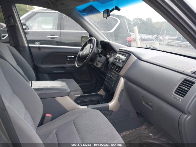 2008 HONDA PILOT SE VIN: 5FNYF283X8B024346