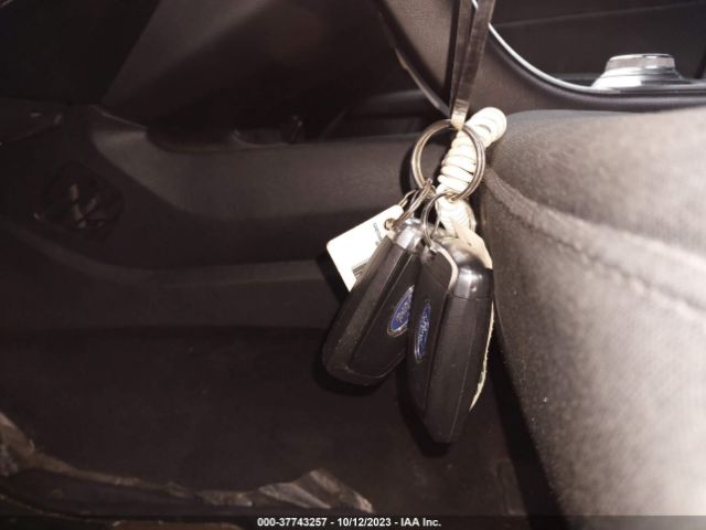 3FA6P0H78HR176786 Ford FUSION SE