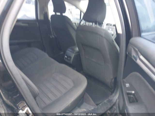 3FA6P0H78HR176786 Ford FUSION SE