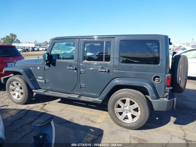 1C4BJWEG8HL626856 Jeep Wrangler Unlimited Sahara 4x4