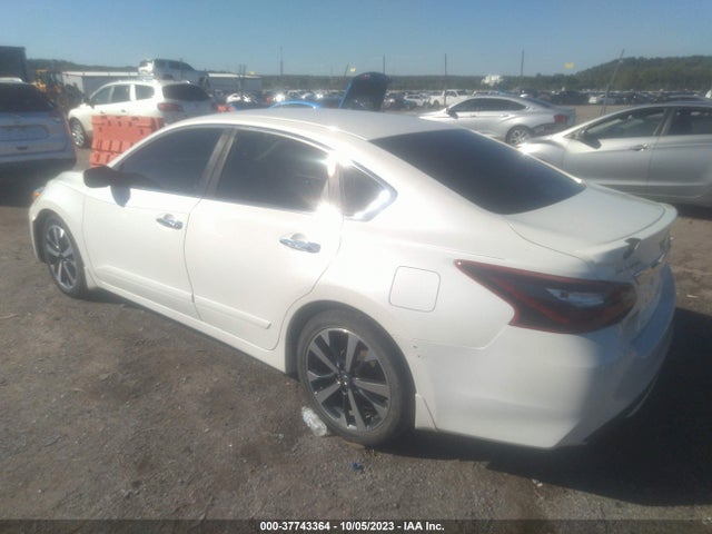 2017 NISSAN ALTIMA 2.5 SR VIN: 1N4AL3AP3HC494007