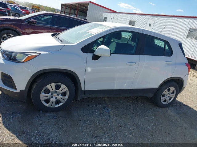 Chevrolet TRAX LS 2018 3GNCJKSB7JL309867 Image 14