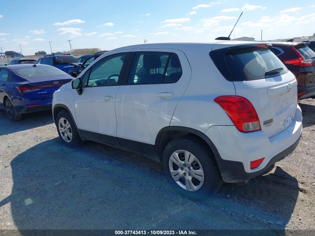 Chevrolet TRAX LS 2018 3GNCJKSB7JL309867 Image 3