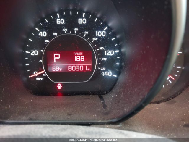 KNDJN2A27F7793752 KIA Soul Base