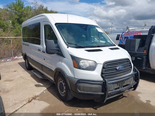 2018 1FBAX2CV6JKA09752 main image