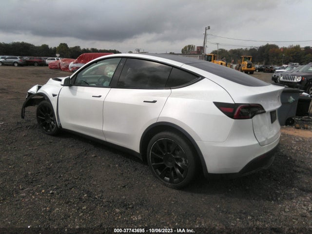7SAYGAEE3NF414488 Tesla Model Y Long Range