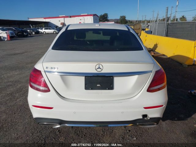 WDDZF4JB2JA377640 Mercedes-Benz E 300