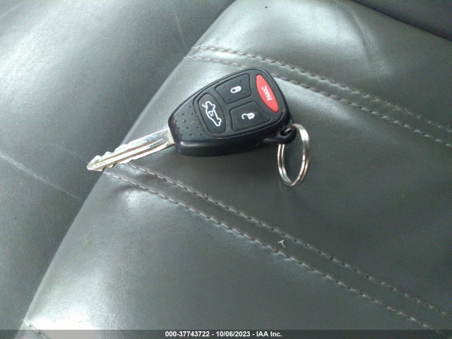 2005 CHRYSLER 300 300C VIN: 2C3AA63H75H507328