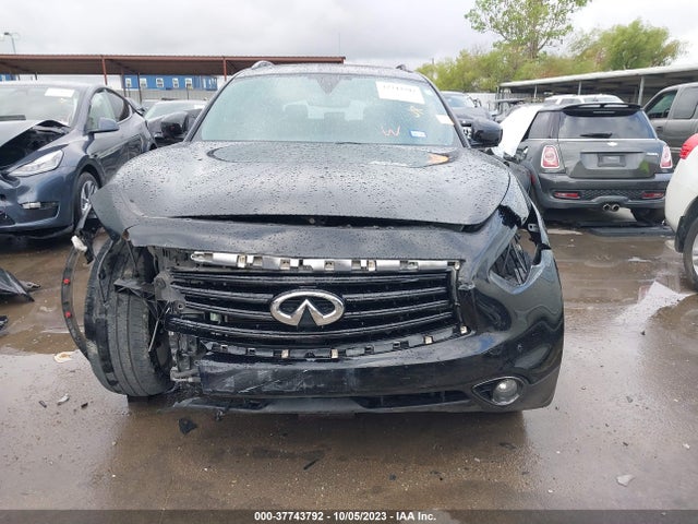 JN8CS1MU2GM130265 Infiniti QX70