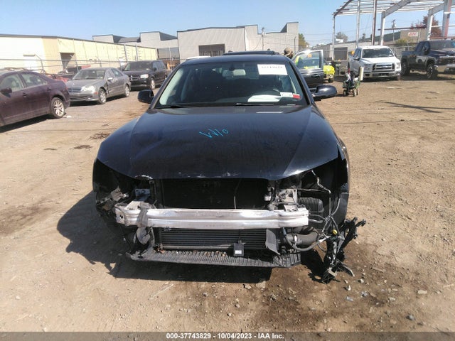 WAUDFAFL2EN012617 Audi A4 PREMIUM