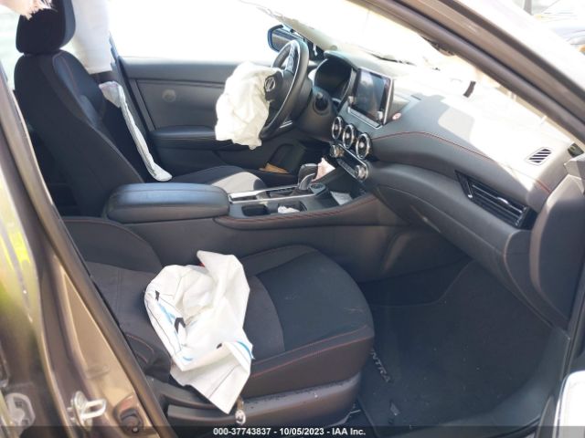 3N1AB8DV1NY304067 Nissan SENTRA SR