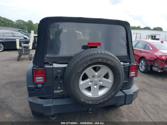 1C4AJWAG3HL517349 Jeep Wrangler Sport
