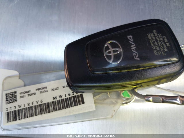 Toyota Rav4 Xle 2021 2T3W1RFV6MW162571 Image 3