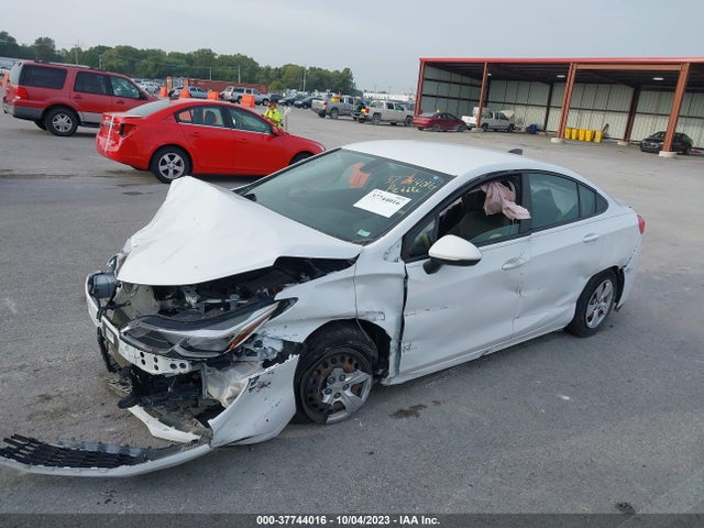 Chevrolet CRUZE LS 2018 1G1BC5SM4J7116784 Image 2