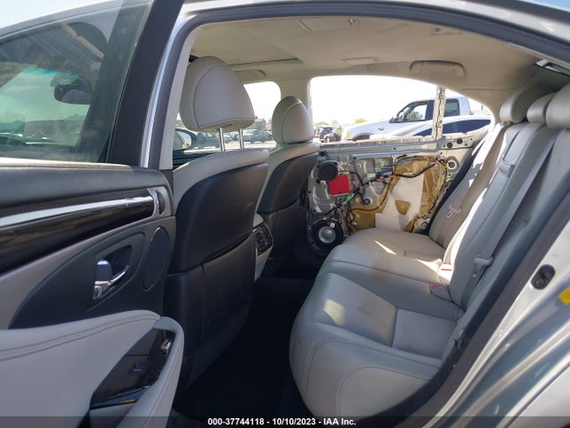 Lexus LS 460 2014 JTHBL5EF3E5131538 Image 8