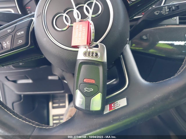 WAUB4CF55JA083970 Audi S5 Sportback Premium Plus